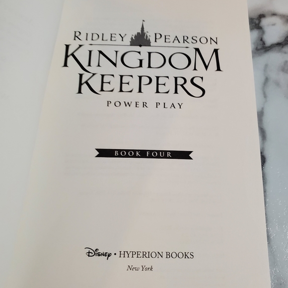 Kingdom Keepers IV: Power Play Book - Picture 7 of 8